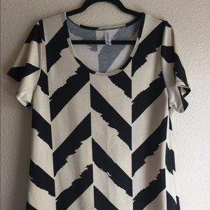 Lularoe classic tee size large